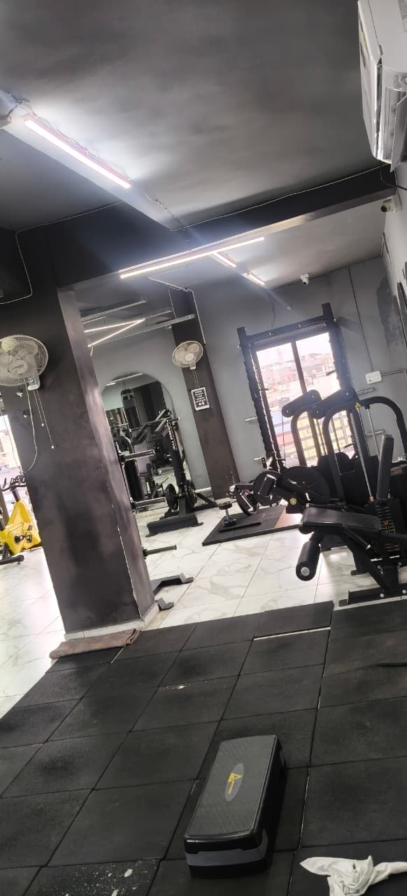 The Momai Fitness main training floor in Himmatnagar